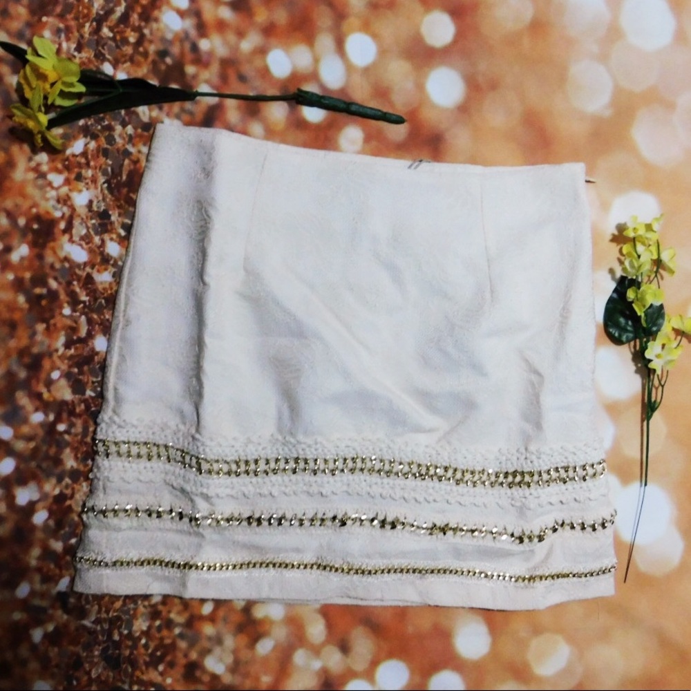 Ivory skirt PRICE FIRM